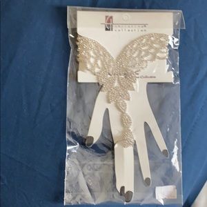 Beautiful rhinestone bracelet with ring attached